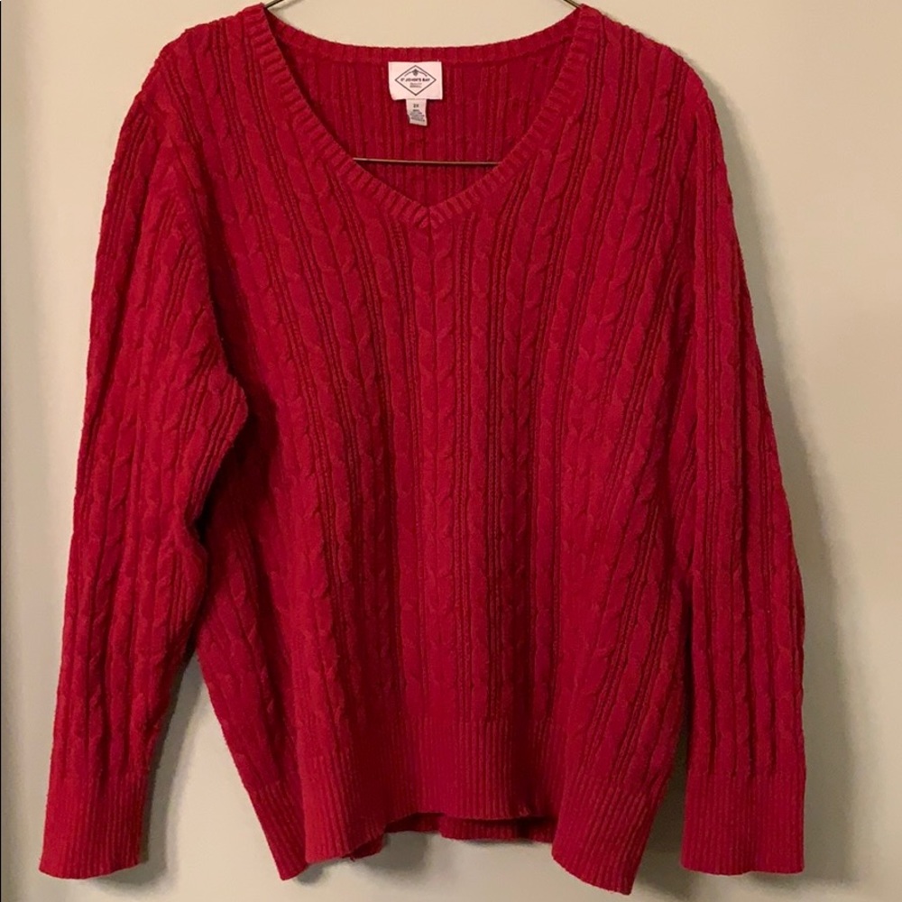 Woman’s 2x V-neck cable knit sweater